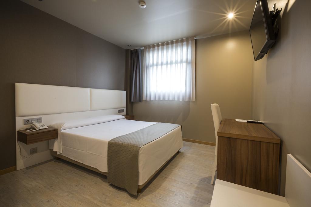 Hotel La Posada De Roces ヒホン エクステリア 写真